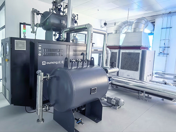 面对高温需求，超高温模温机如何实现安全运行？