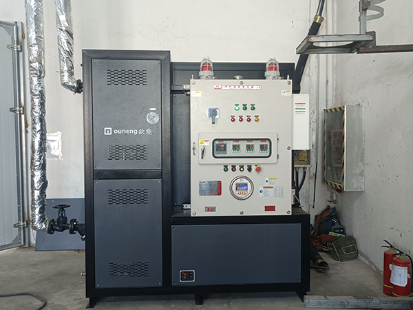 医药中间体半管式不锈钢反应釜防爆电加热油炉