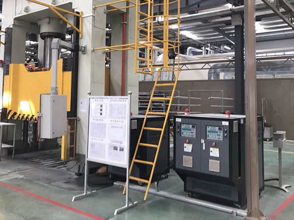 SMC模具加温油温机助力深加工制品生产，提升制造效率