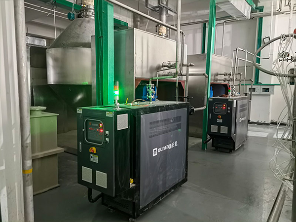 磷酸铁锂干燥模温机为双锥干燥机控温，保障安全生产