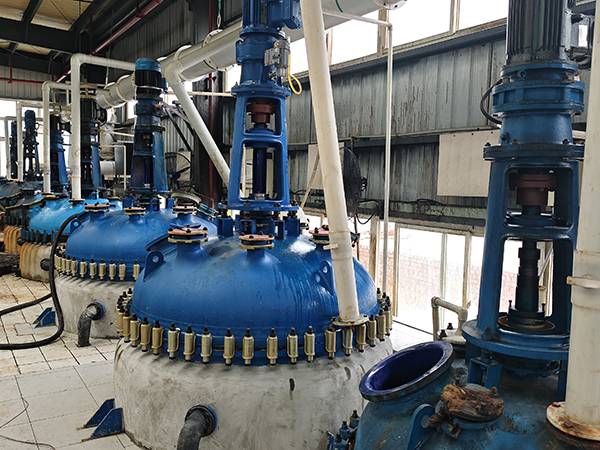 化肥生产搪瓷反应釜加热油温机