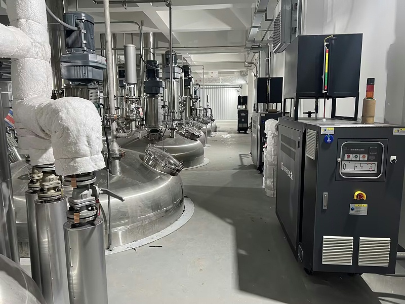 反应釜控温，150KW有机热载体炉和高温油温机， (1)