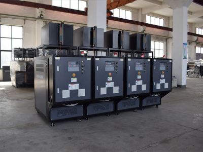 模温机厂家如何选择，选择模温机厂家从2方面对比