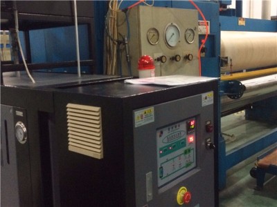 压光辊筒水循环温度控制机，「欧能机械」为您提供安全可靠的控温方式