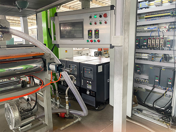 发泡挤塑控温模温机温度控制，挤塑生产新利器