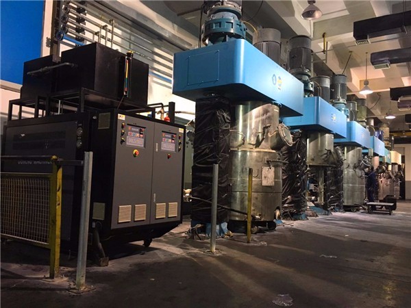 双行星搅拌机设备温度控制，「欧能机械」有高精度加热方式！