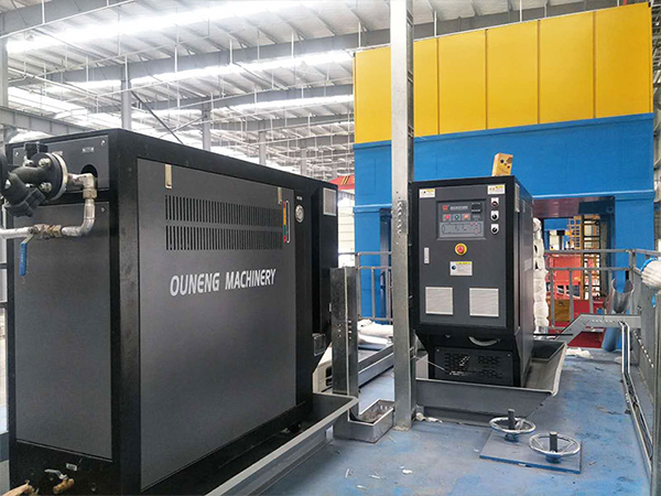 隔热垫成型模温机，为汽车内饰件提供控温解决方案